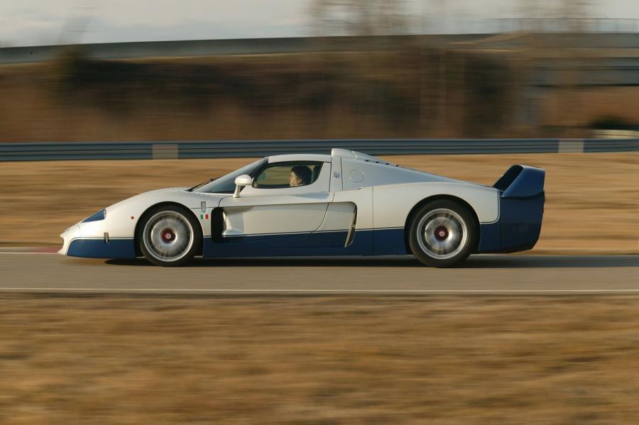  Maserati MC-12 2004 года  (фото 41 из 53)